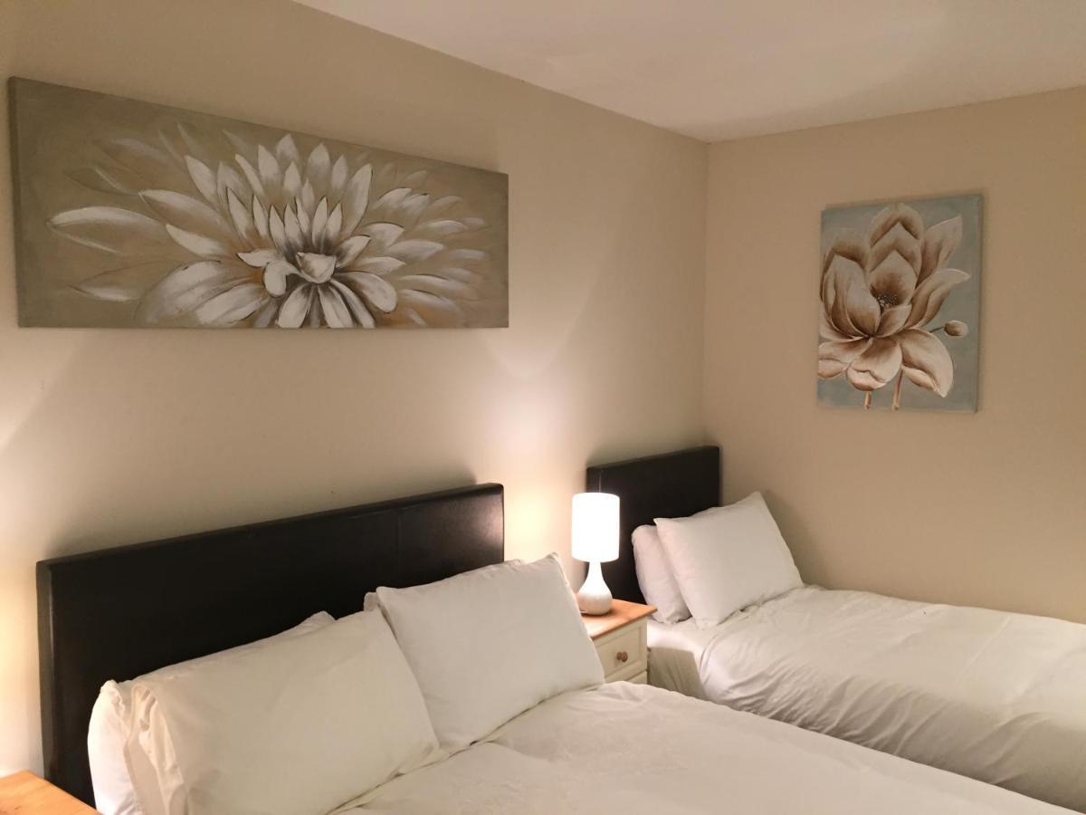 Leitrim Inn Carrick on Shannon Kültér fotó