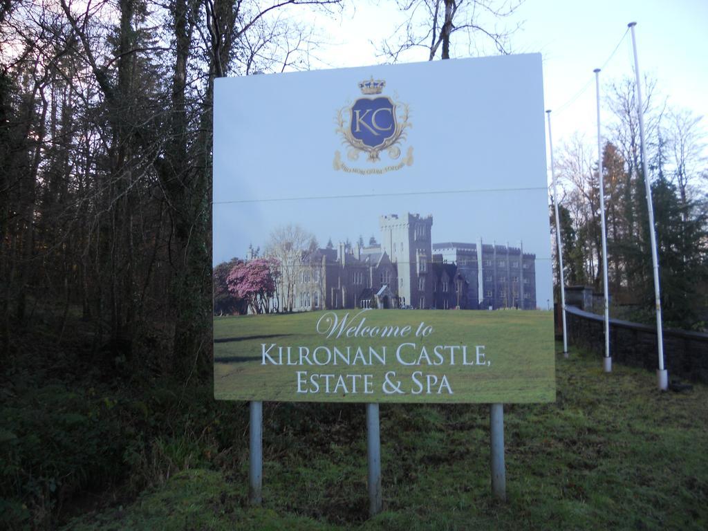 Leitrim Inn Carrick on Shannon Kültér fotó