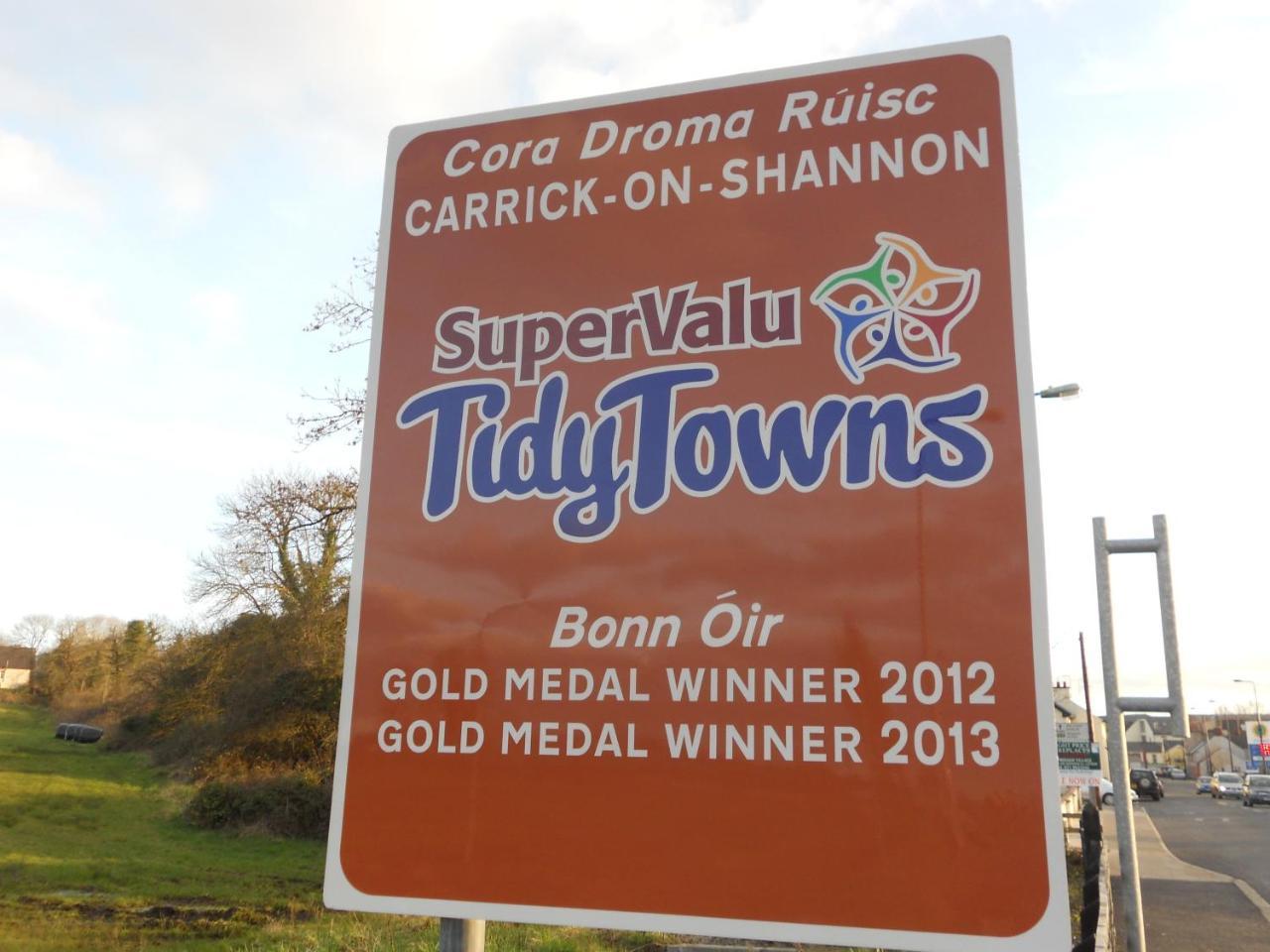 Leitrim Inn Carrick on Shannon Kültér fotó